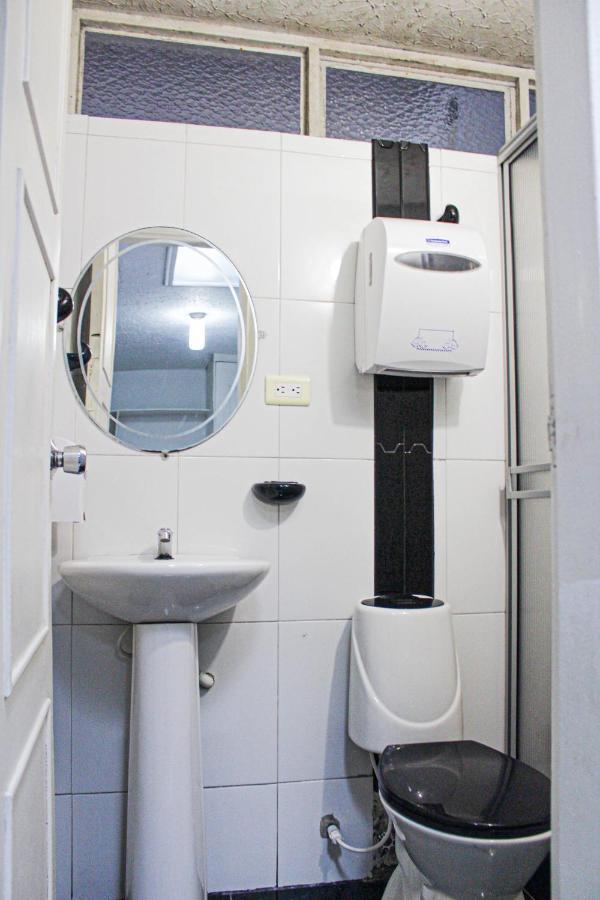 El Cable Hostal Manizales Extérieur photo